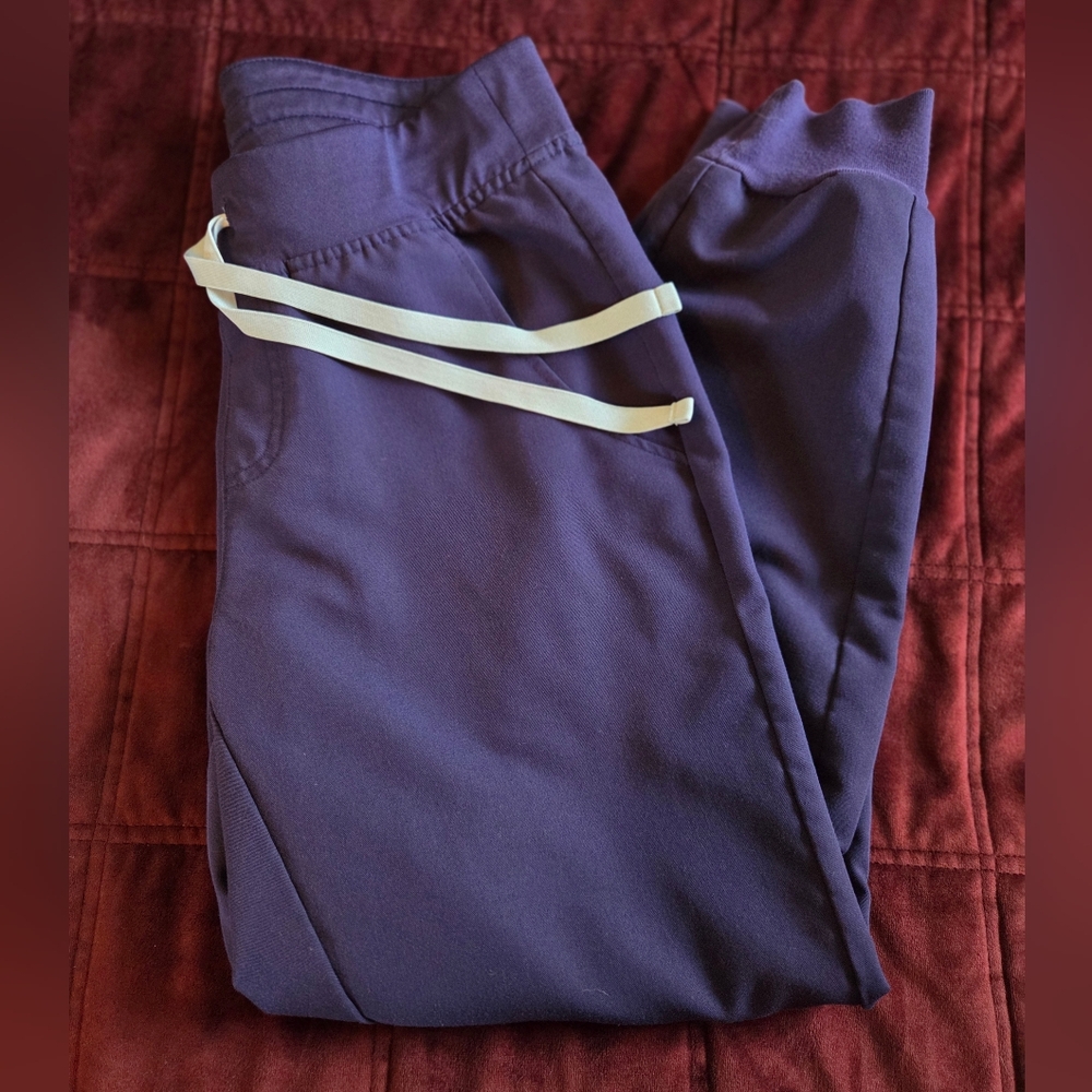 Figs Purple Jam Zamora Joggers Small Petite